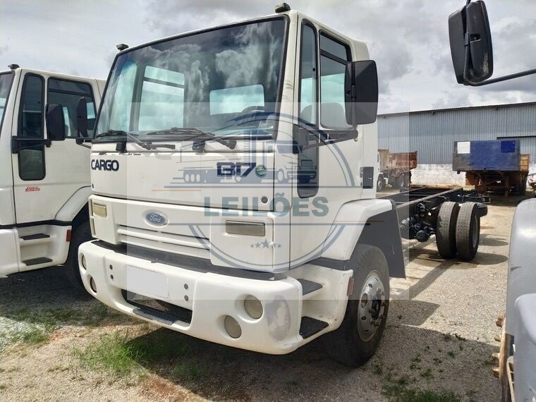 Ford Cargo 1317 - 2009 - 4x2 - Chassis